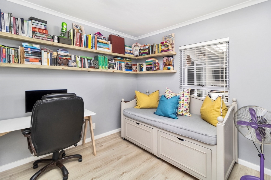 3 Bedroom Property for Sale in Burgundy Estate Western Cape